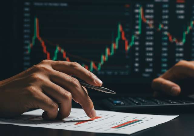 Monthly SIP Investing: Benefits & Proven Strategies